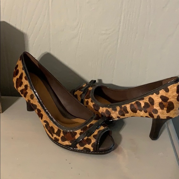 animal print low heels